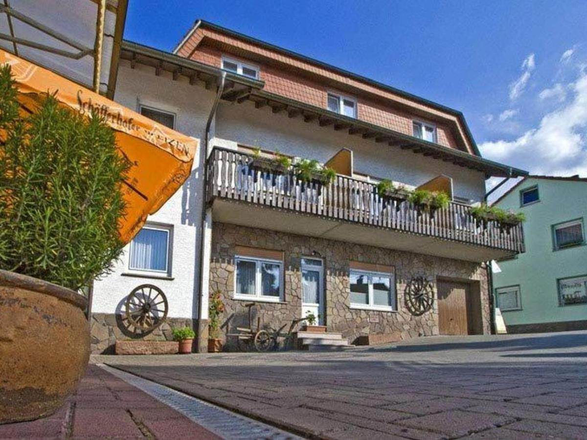 Hotel Zur Krone Ronneburg  Екстер'єр фото