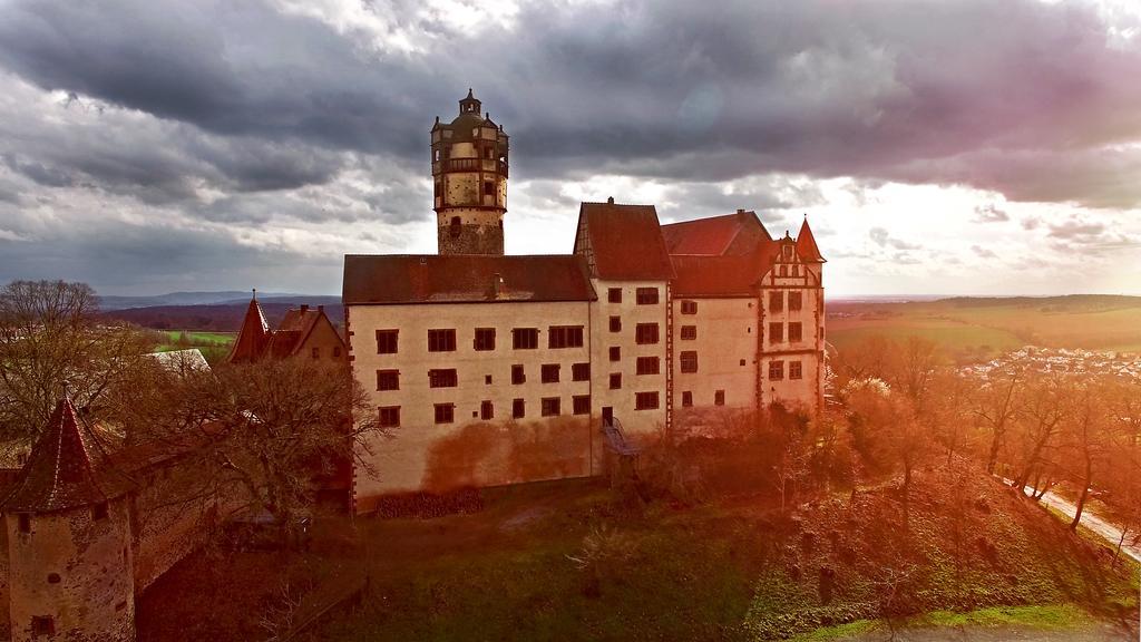 Hotel Zur Krone Ronneburg  Екстер'єр фото